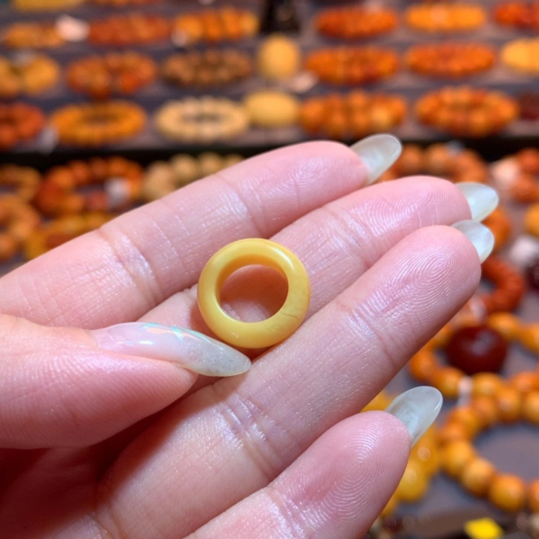 【闪购商品】未镶嵌蜜蜡戒圈@****莉蜜蜡戒圈