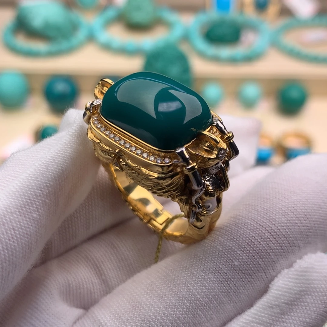 绿松石18K金镶嵌珠宝奇石