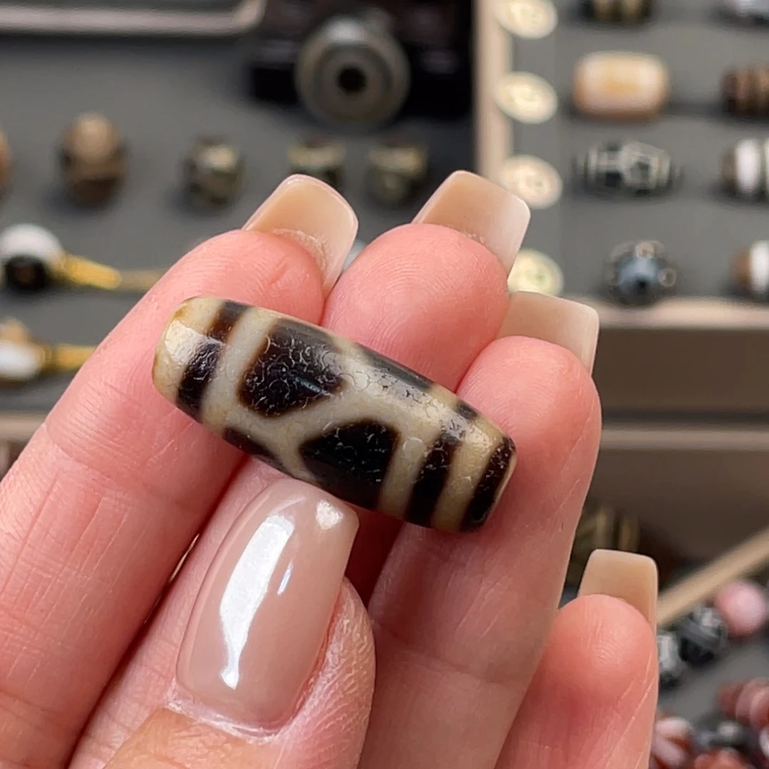 T***丹玛瑙/玉髓未镶嵌珠宝半成品