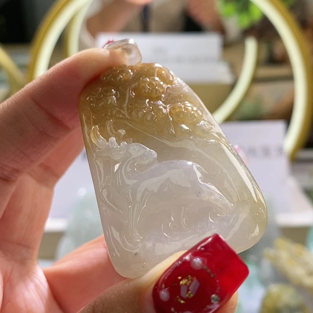 【闪购商品】翡翠颈饰未镶嵌鹿