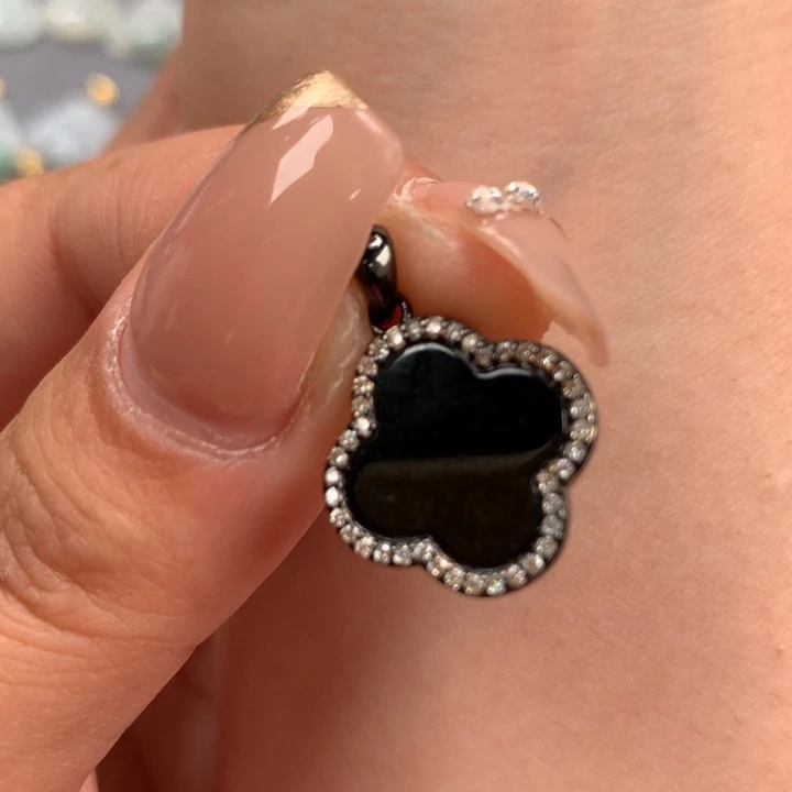 翡翠颈饰银S925镶嵌墨翠草