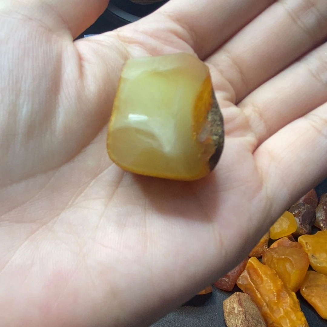 未镶嵌定制琥珀星