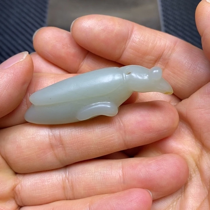 和田玉未镶嵌颈饰黑*潭