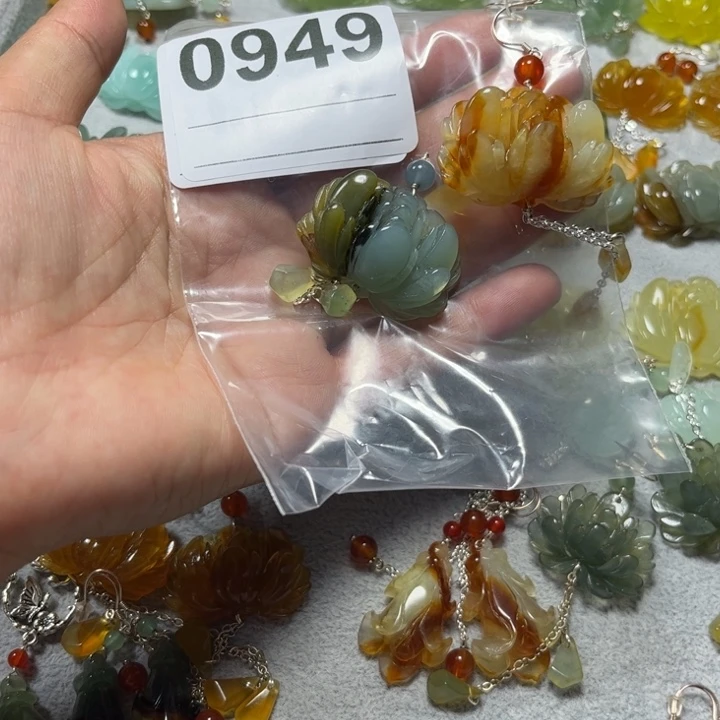 蓝***海蛇纹石玉合金耳饰