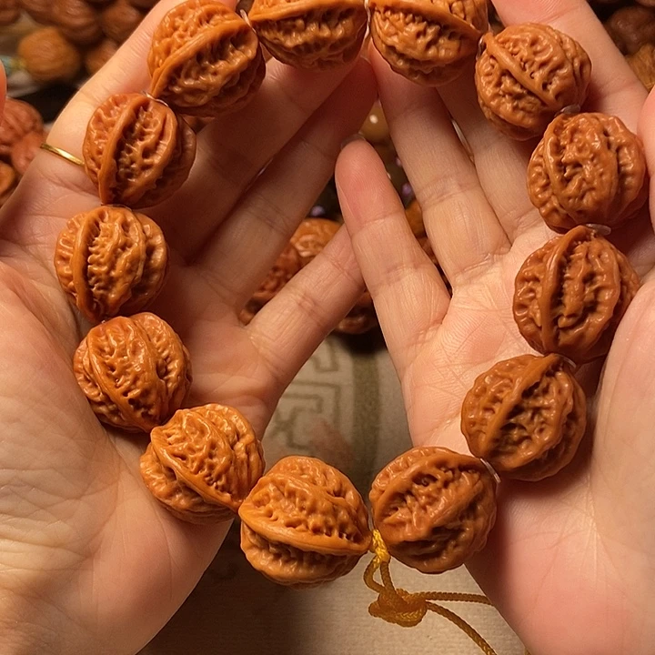 文玩核桃手串珊瑚八棱