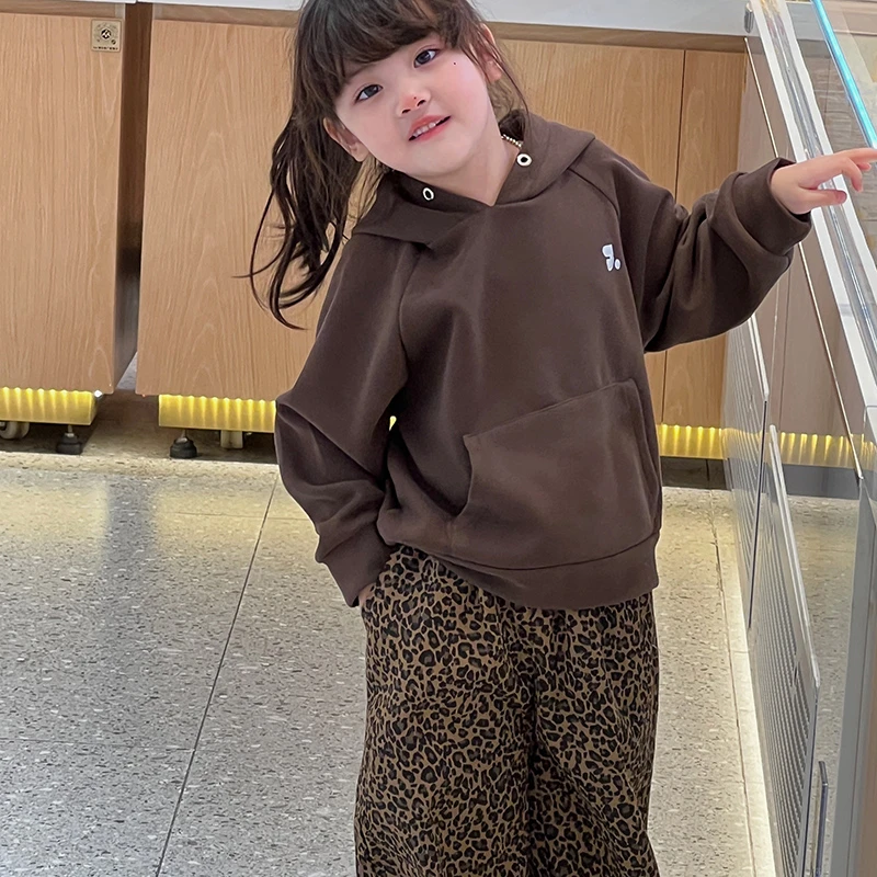 女童卫衣套装春装2025新款儿童装春季洋气豹纹宝宝时髦韩版两件套