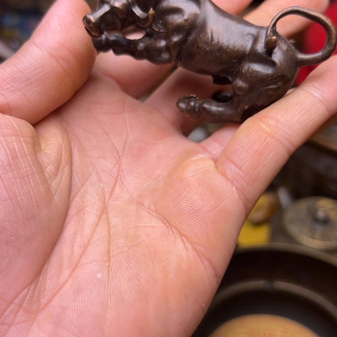 精美铜器，点击下单