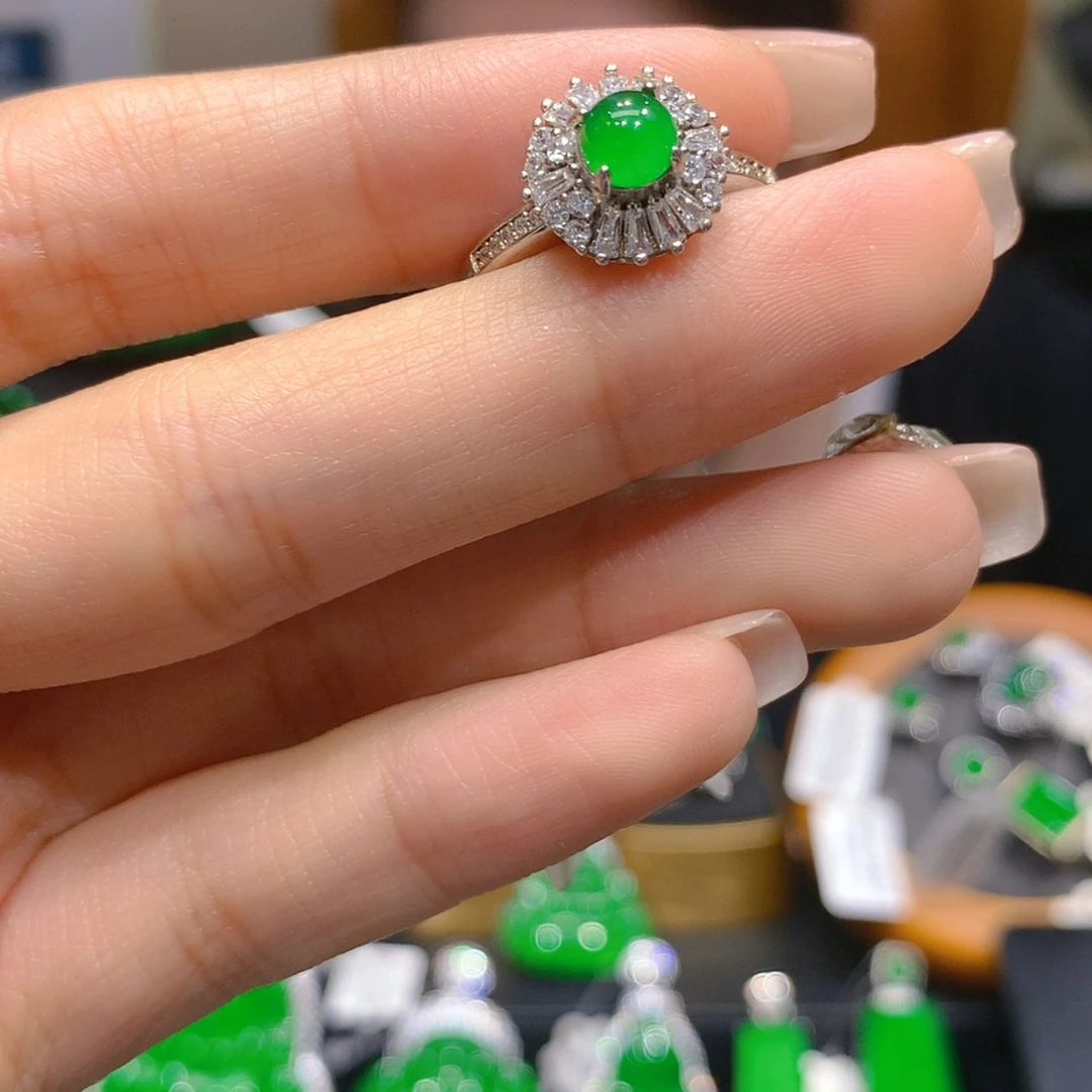 【闪购商品】银S925镶嵌戒指翡翠6柒姐