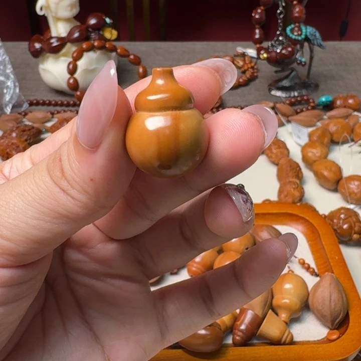 橄榄核吊坠小*橄榄核雕刻吊坠