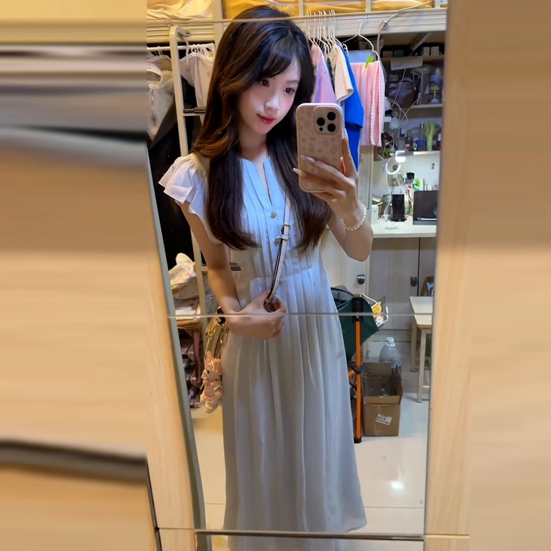 法式韩系小飞袖蓝色连衣裙女夏季2025新款高级感气质收腰显瘦长裙