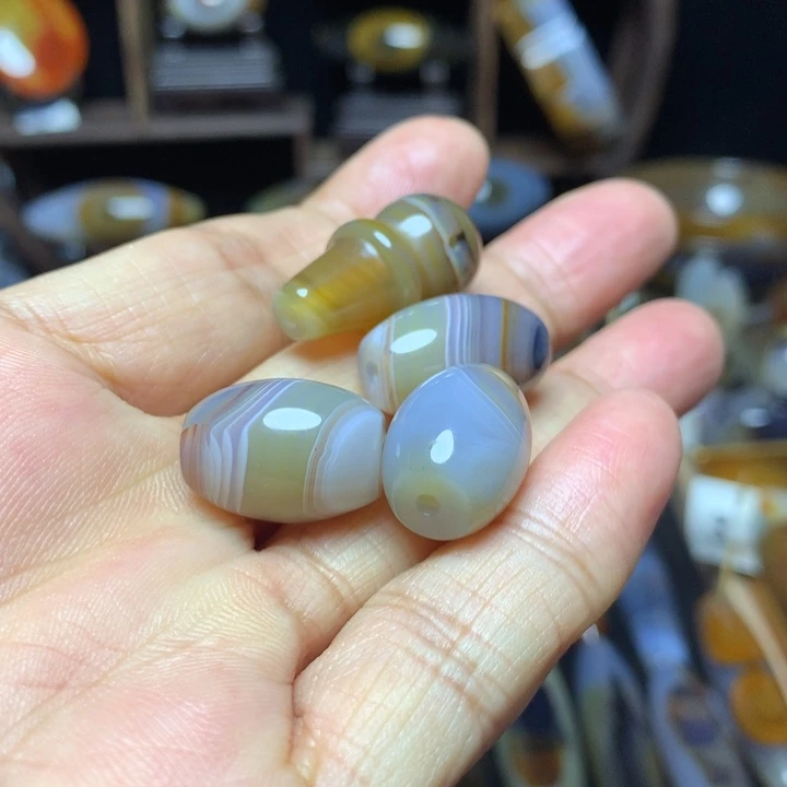 玛瑙/玉髓颈饰未镶嵌T****.