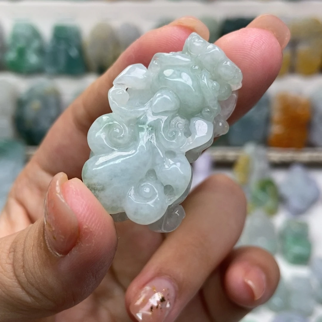 吊坠(赠链)未镶嵌翡翠