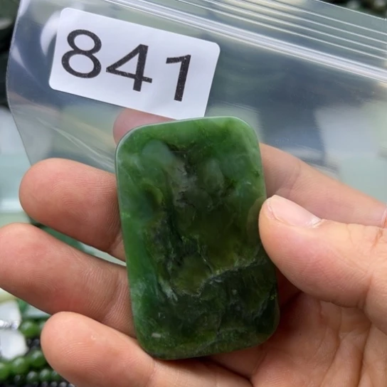 和田玉未镶嵌珠宝半成品