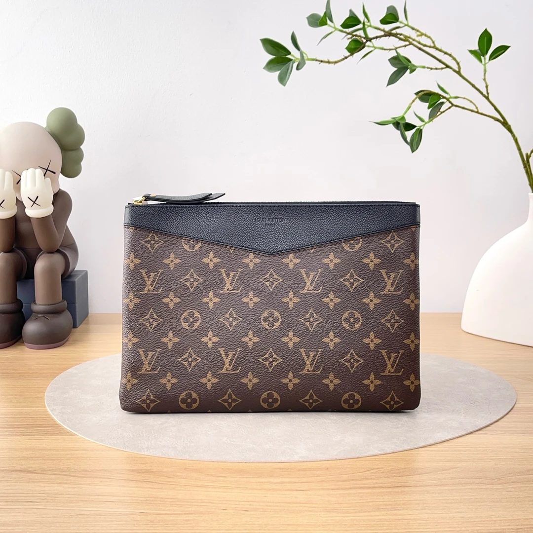 95新 LouisVuitton/路易威登 老花手拿/手拿包/7437