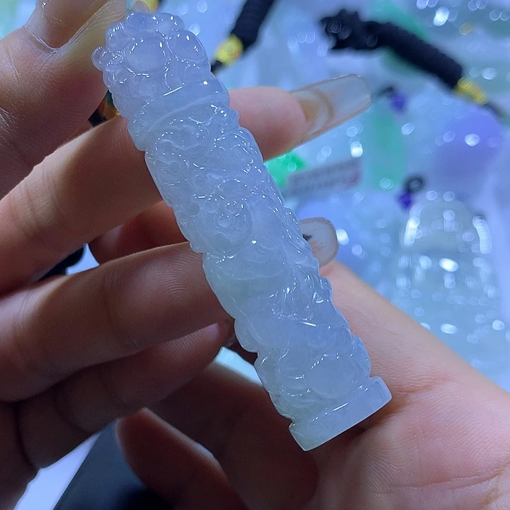 颈饰未镶嵌翡翠天然翡翠A货吊坠