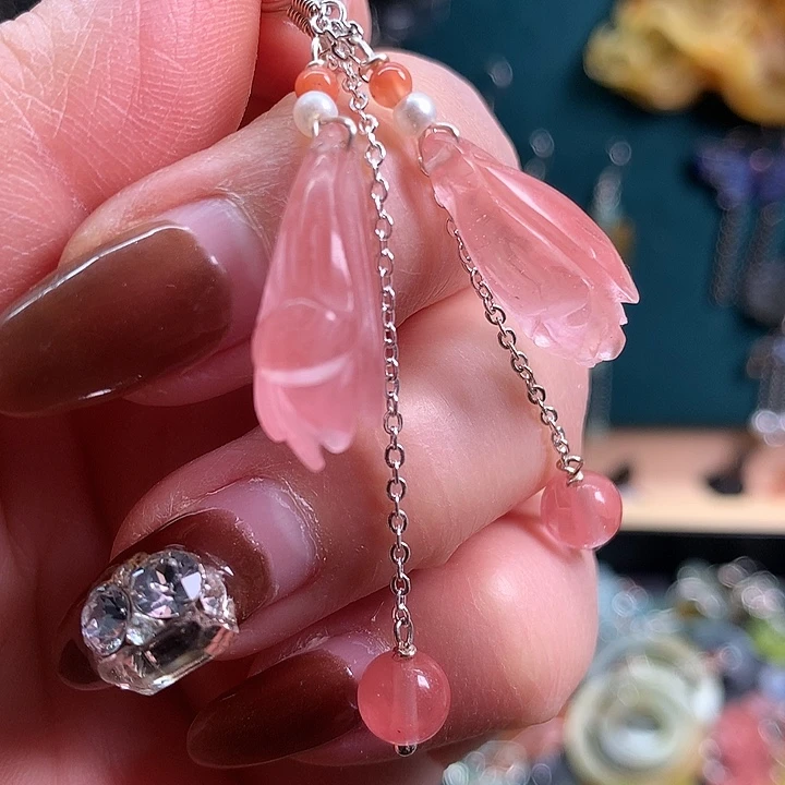 未镶嵌蛇纹石玉耳饰