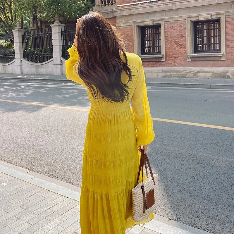 黄色褶皱长袖雪纺连衣裙女夏2025新款气质高级感女神范显瘦仙女裙