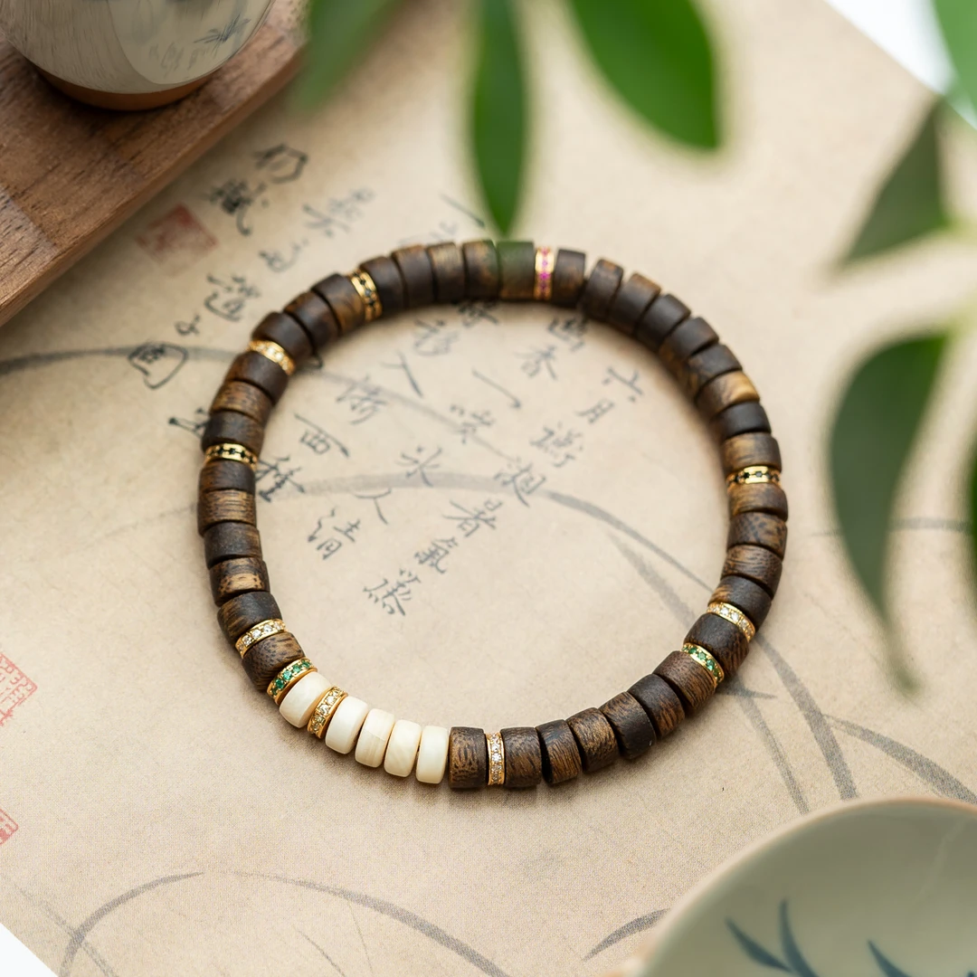 沉香【经典片珠】莺歌绿奇楠沉香3*6mm片珠单圈手串