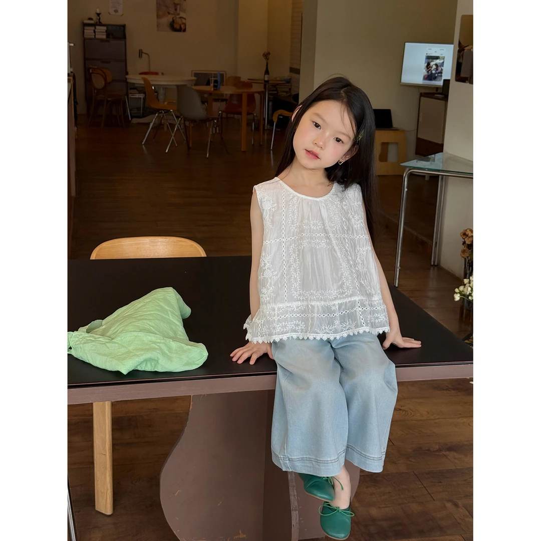 Harper kids 韩系立体蕾丝钩花无袖娃娃衫上衣 H25A010508