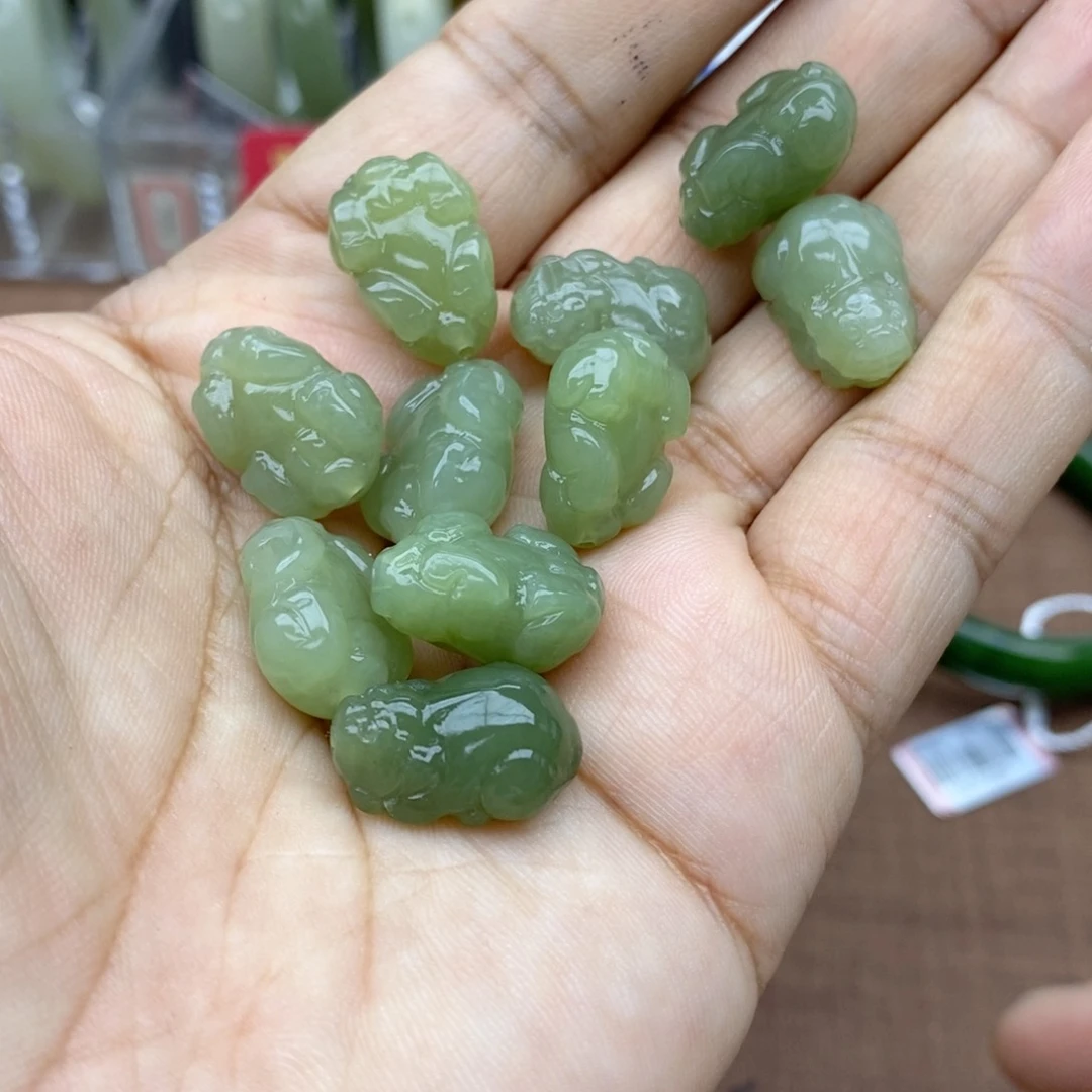 吊坠(不含链)未镶嵌和田玉拍一发一