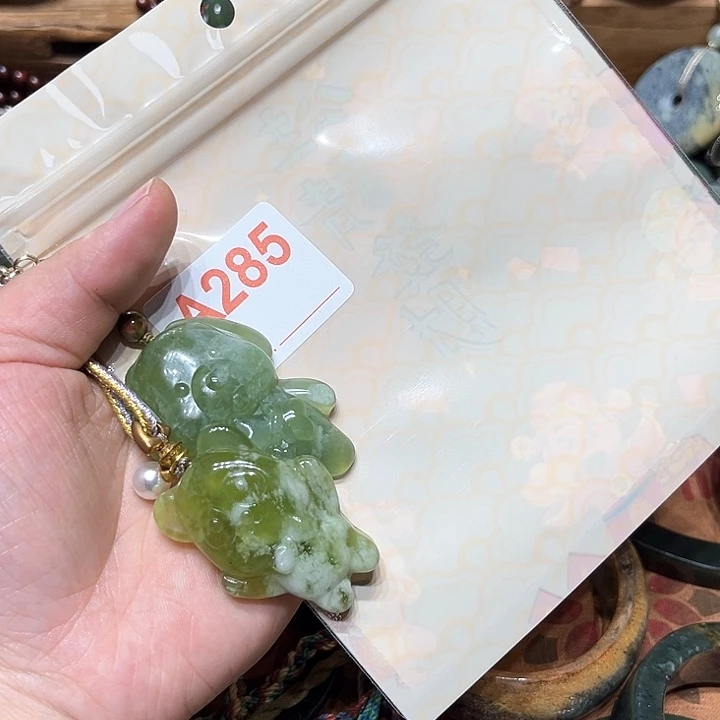 岫岩河磨玉（透闪石质玉）手串未镶嵌?*乐