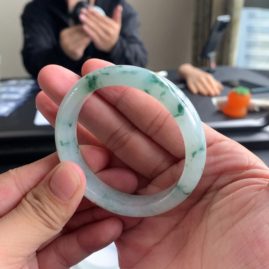 翡翠手镯未镶嵌19号52.6