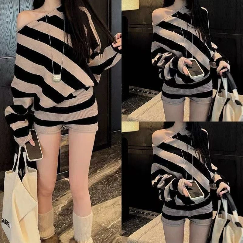 【两件套】韩系气质复古撞色条纹收腰蝙蝠袖毛衣+高腰秋冬针织短裤