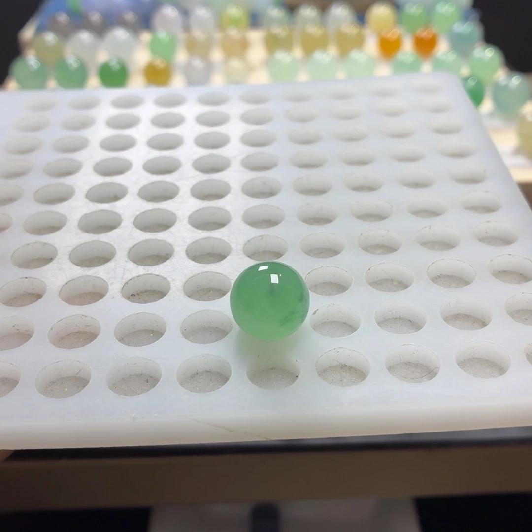 翡翠未镶嵌手链12.06翡翠圆珠