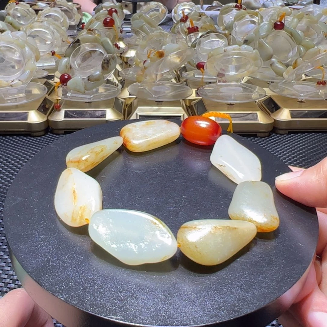 和田玉（子料）未镶嵌吊坠(不含链)61克