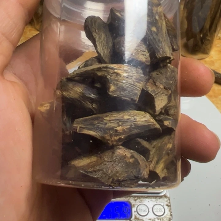 沉香沉香碎屑37克树丁