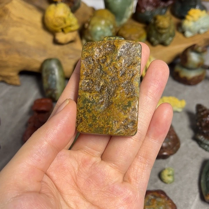 岫岩河磨玉（透闪石质玉）未镶嵌挂件