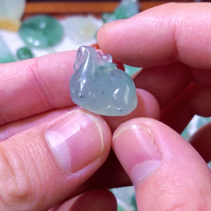 定制翡翠未镶嵌天然a货翡翠