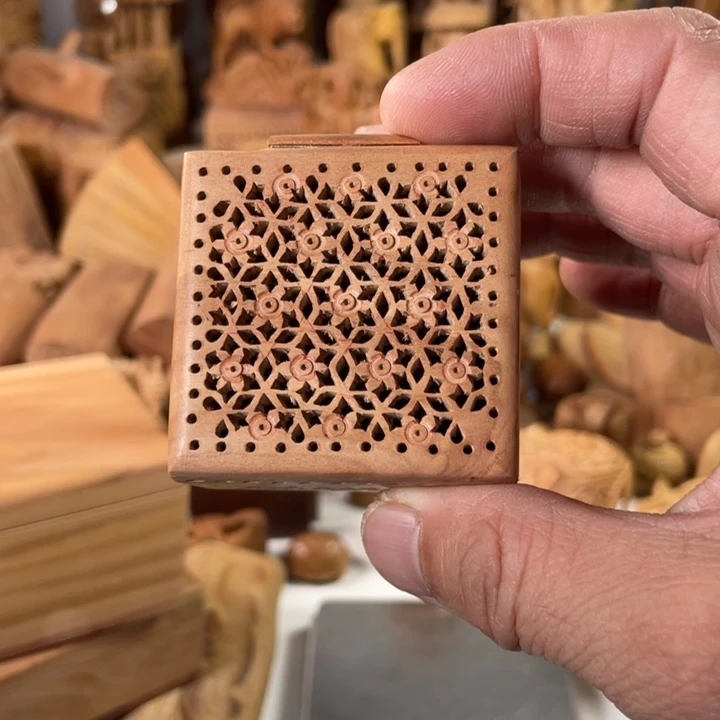 檀香木其他#**#老山檀香镂空盒子