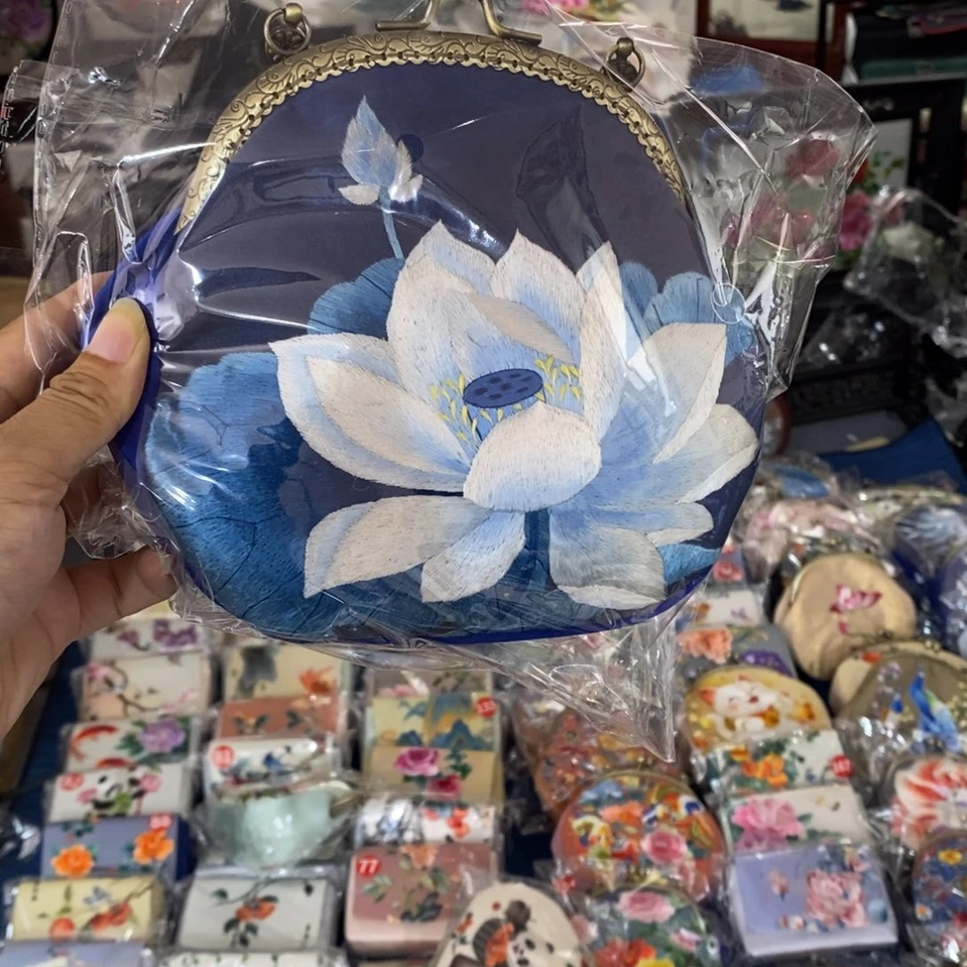 明***月刺绣苏州手工刺绣
