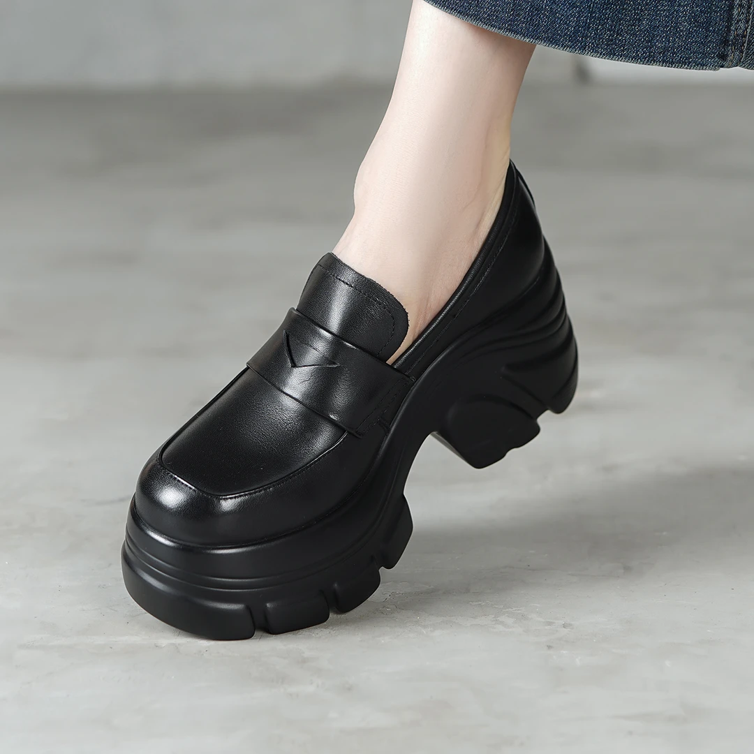 小个子9cm松糕厚底女士皮鞋休闲不累脚真皮圆头乐福鞋高跟单鞋子