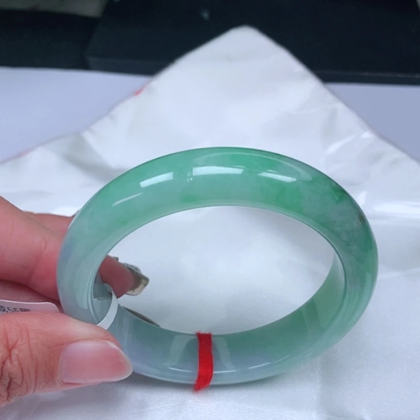 【闪购商品】翡翠手镯未镶嵌，