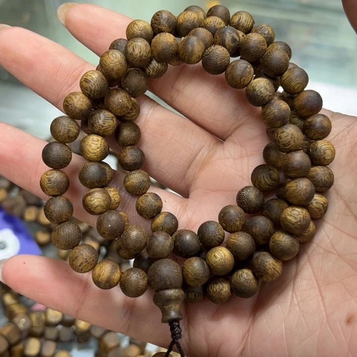 沉香手串0.7圆珠多圈多样性发1