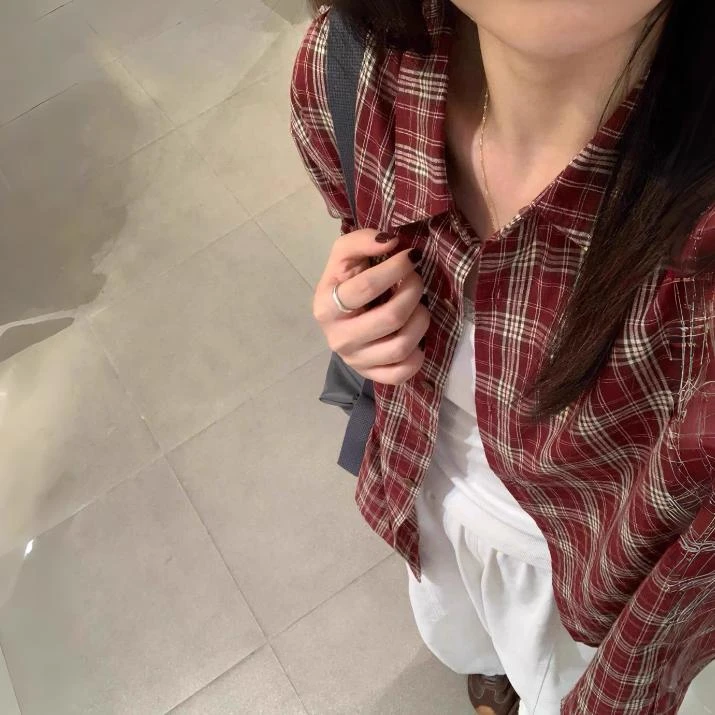 韩系复古红色格子长袖衬衫外套女秋季慵懒风独特漂亮衬衣宽松上衣