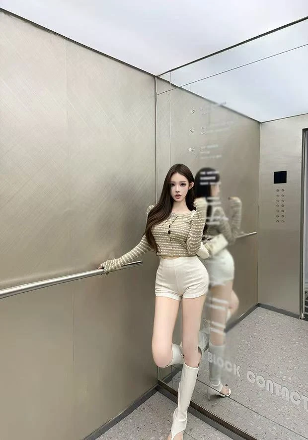 【失效药丸】绿野仙踪巨好看的早秋短款针织开衫外套配显瘦白色短裤