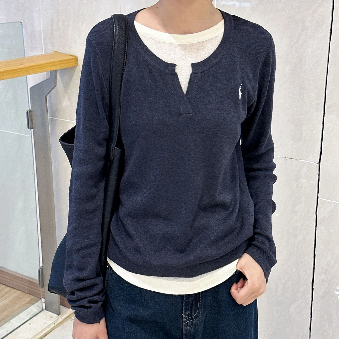 藏青小马刺绣假两件小衫