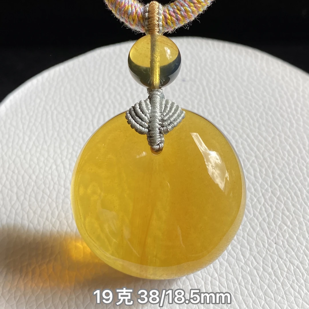 【小伊琥珀】19克金珀绞蜜公主扣