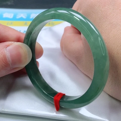 翡翠手镯未镶嵌0548号