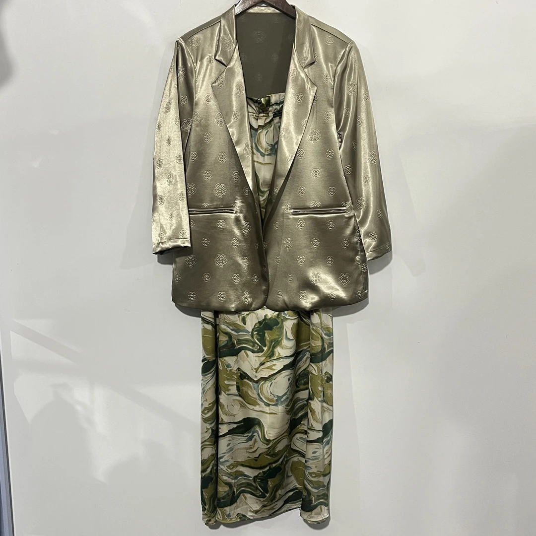 【套装】春夏新款百搭设计款两件套显瘦轻奢女装[YN]Z