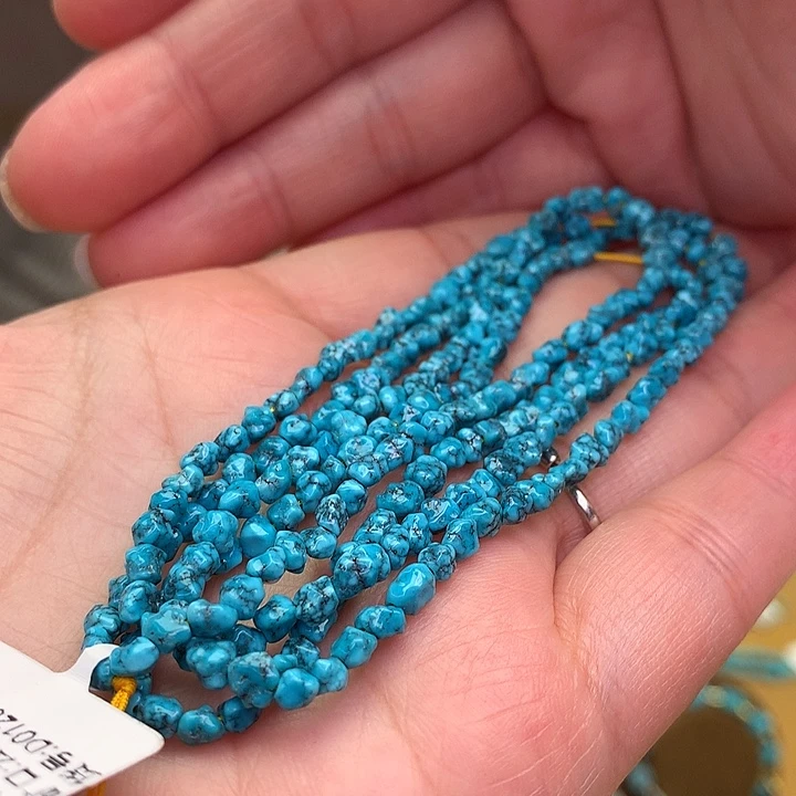 绿松石未镶嵌原矿