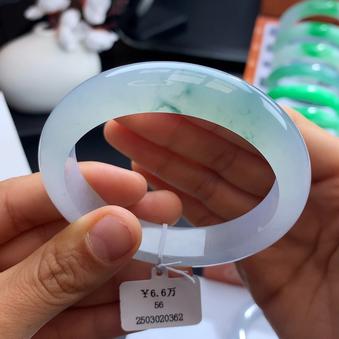 未镶嵌手镯翡翠56冰飘花正圈