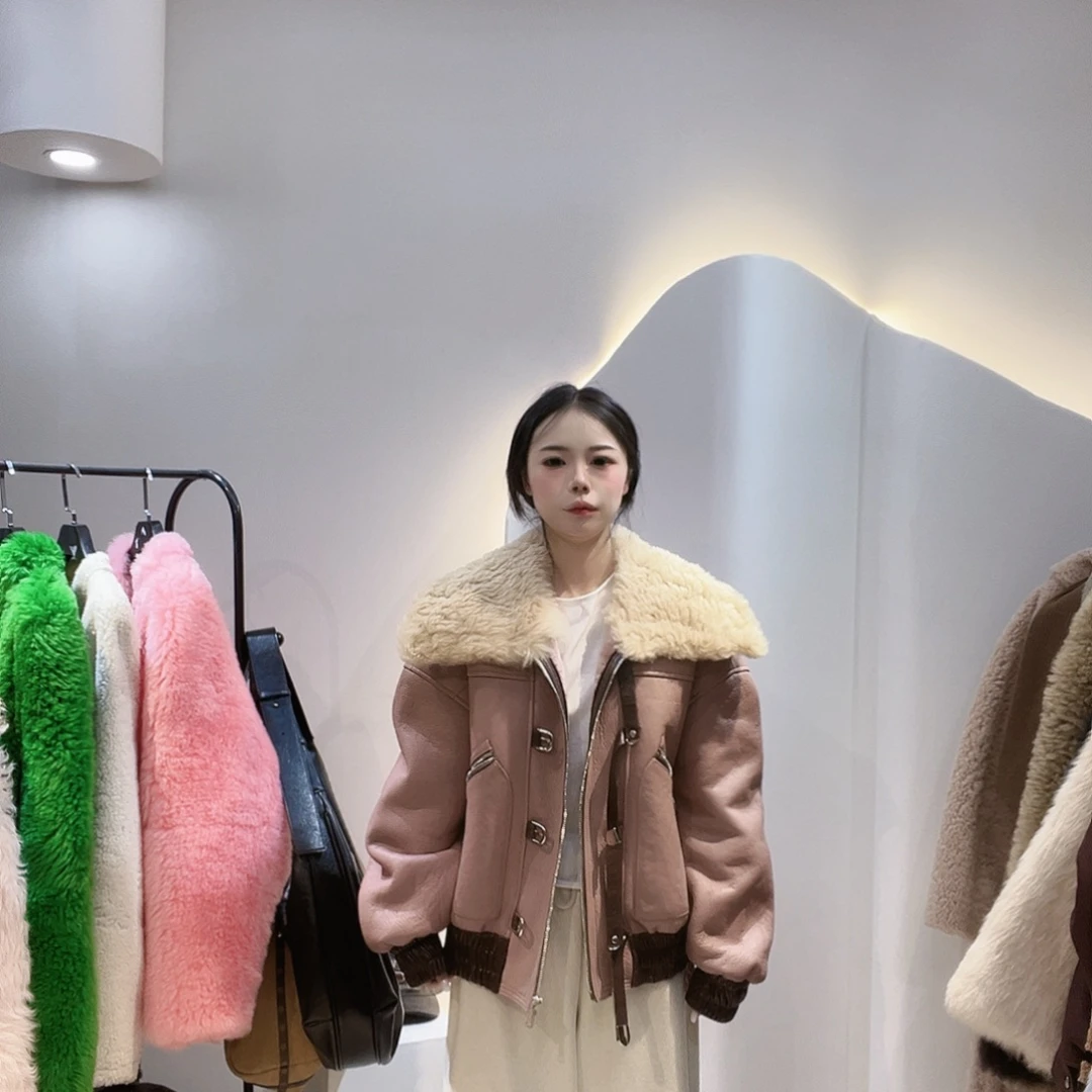 真皮皮毛一体外套215-089。135斤内