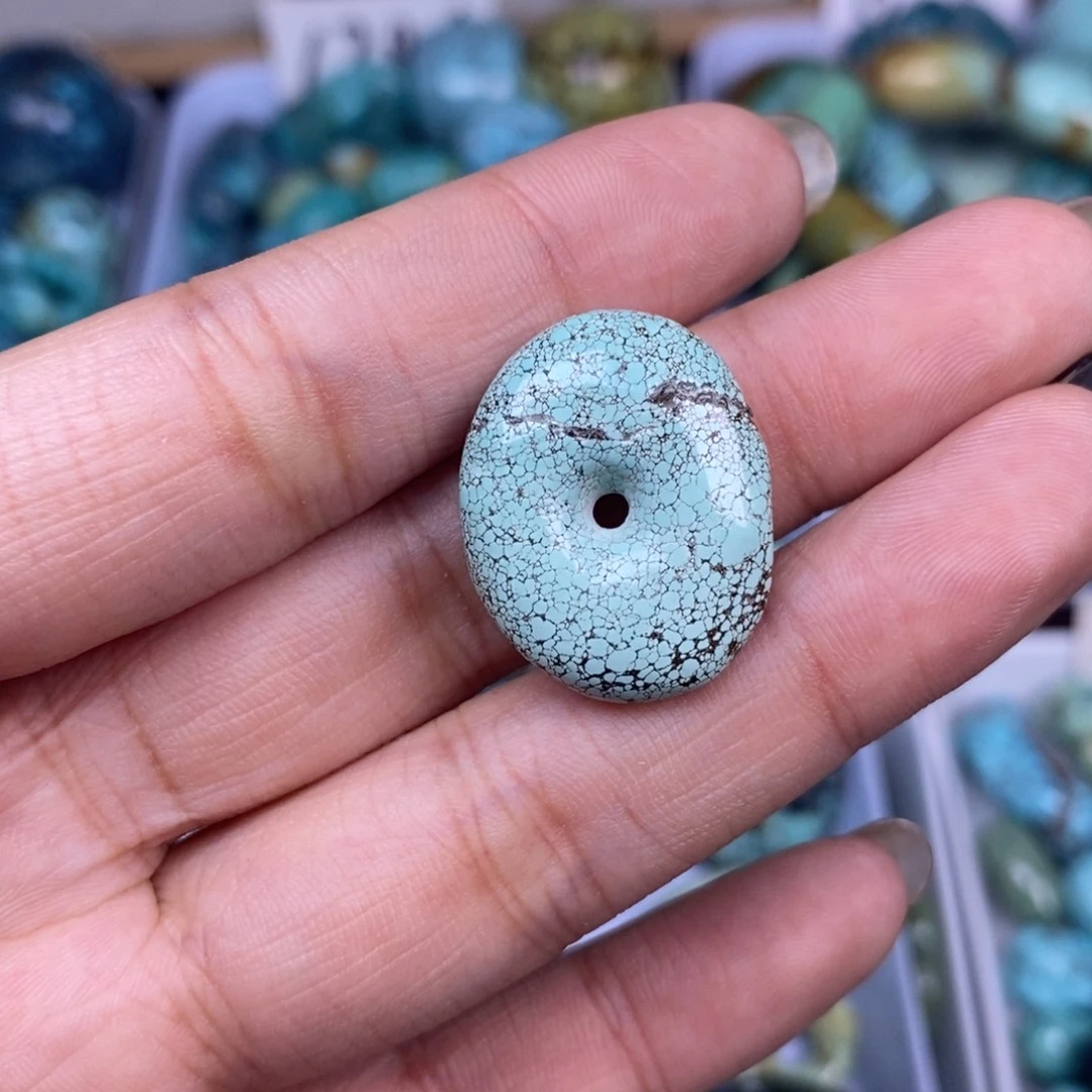 绿松石未镶嵌挂件