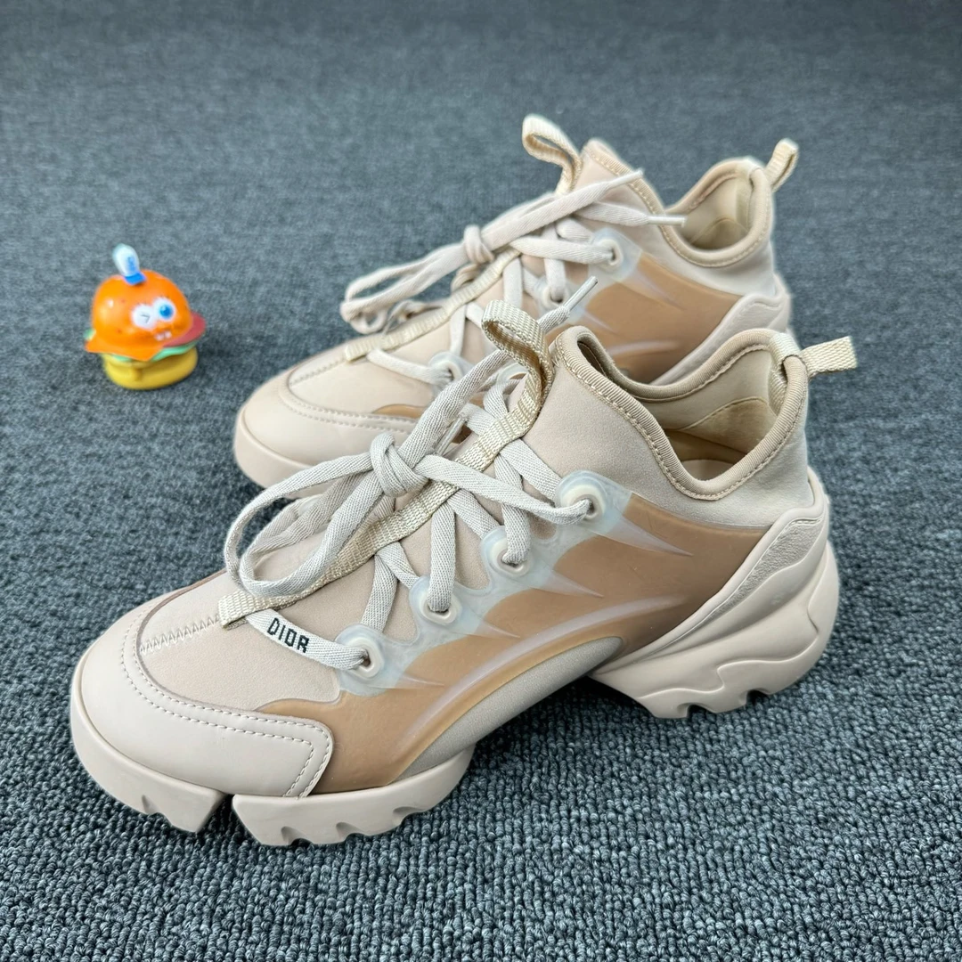 95新 DIOR/迪奥 款式：Dior迪奥裸粉老爹鞋 尺码：36 HB722