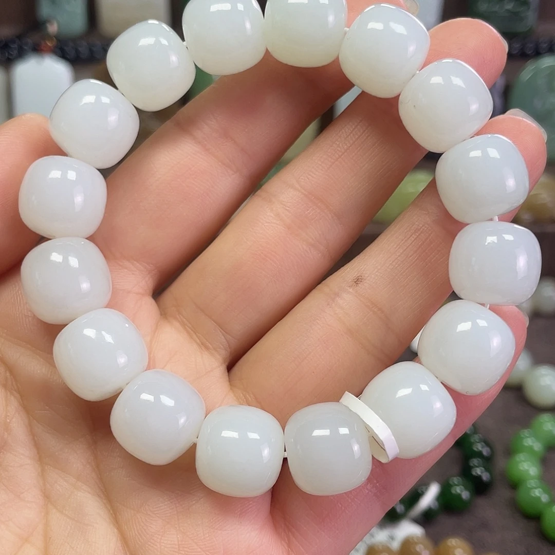 和田玉未镶嵌手链