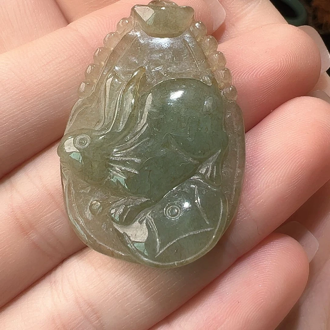 翡翠颈饰未镶嵌吊坠